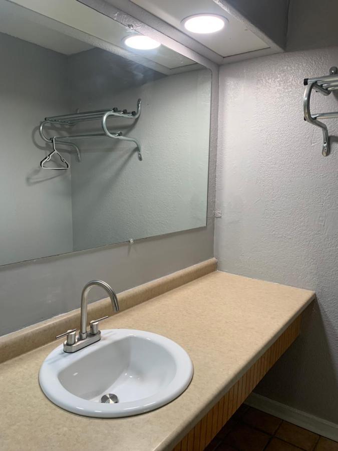 Royalinn Elizabethtown Esterno foto